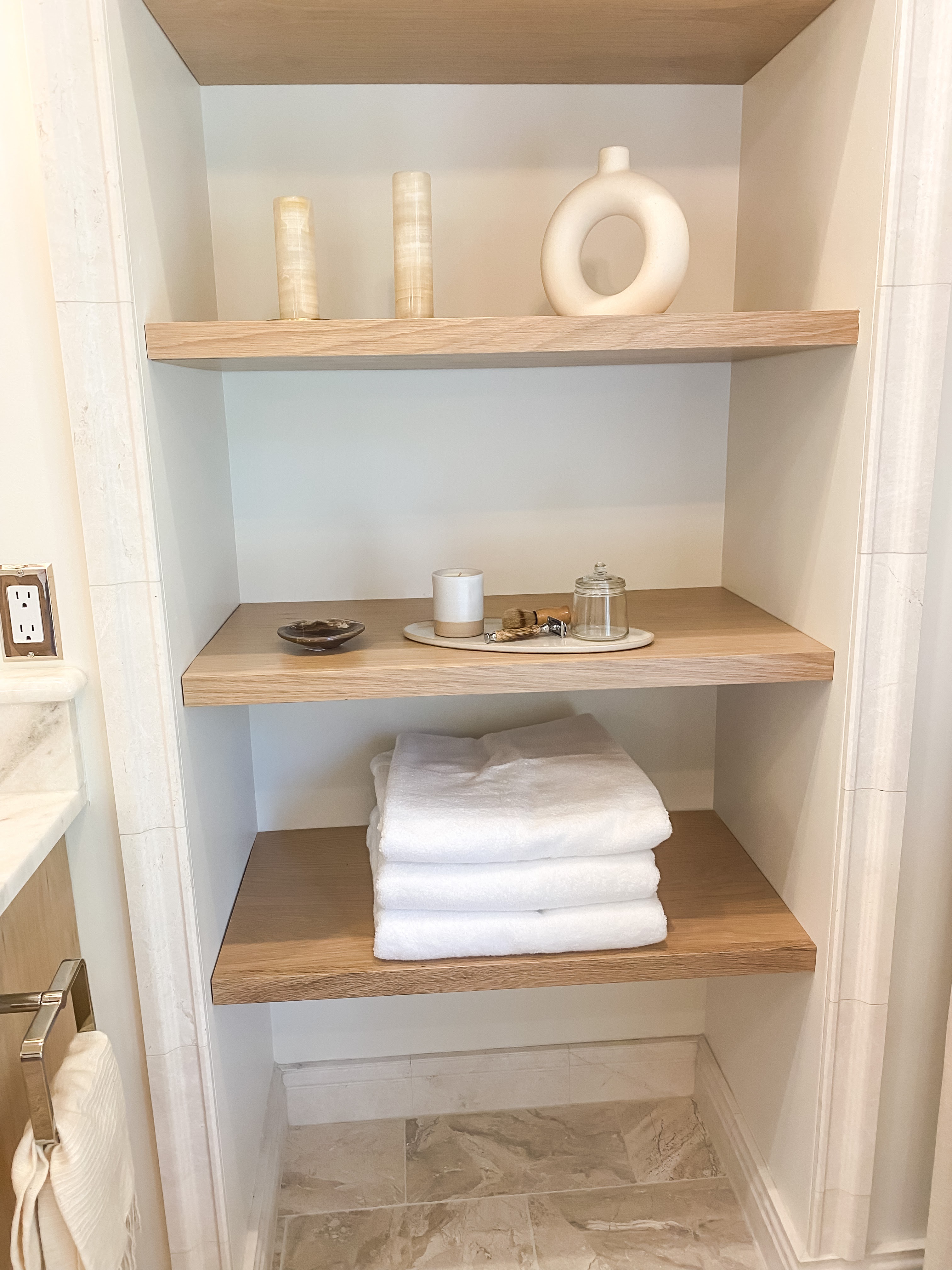 Southern Living Idea House 2023 Master Bathroom